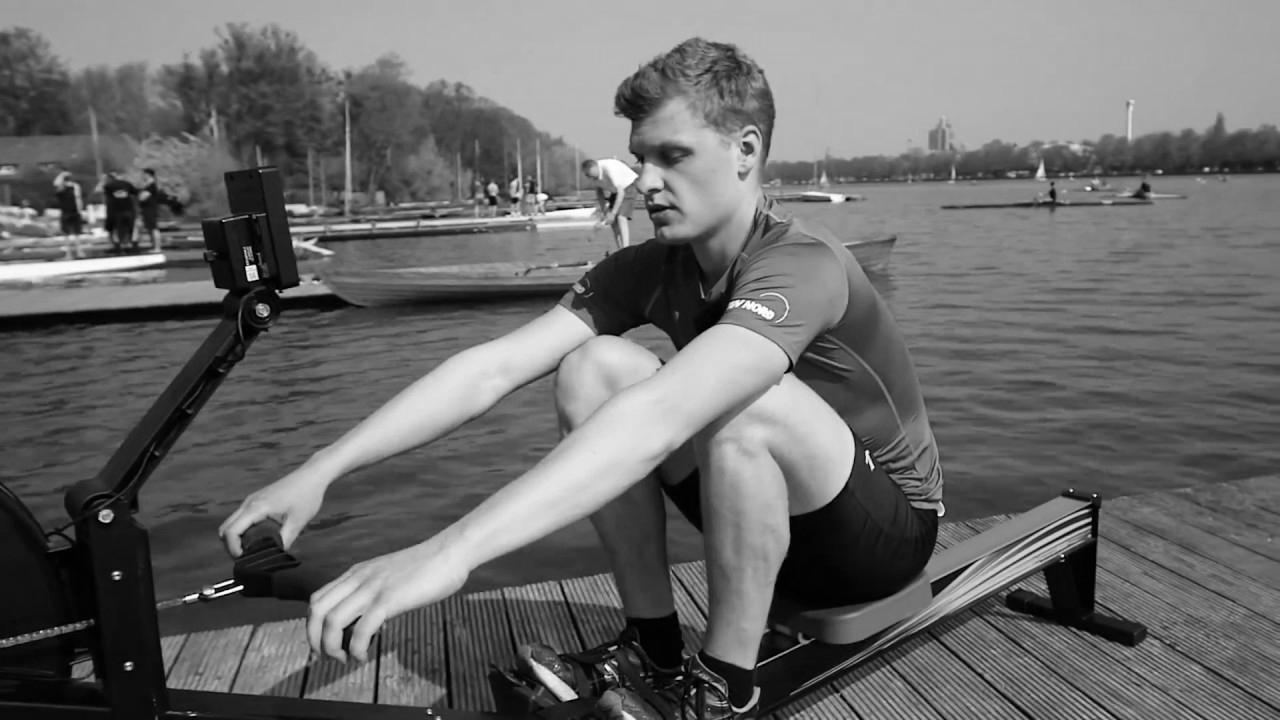 Tutorials |  Coaching on the rowing machine |  Part #1 – the proper technique to your rowing training